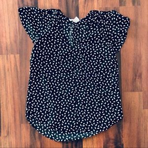 H&M Black & White V Neck Blouse - Size 6